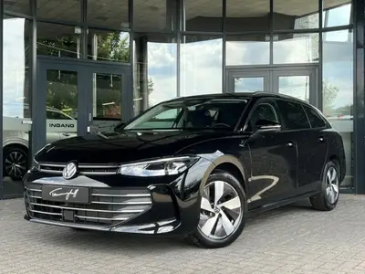 Volkswagen Passat Variant 1.5 ETSI 110 KW BUSINESS - TREKH. uit 2025