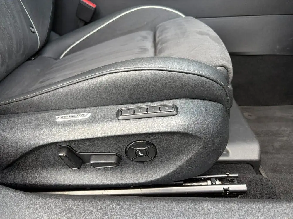 Volkswagen Passat Variant 1.5 ETSI 110 KW BUSINESS - TREKH. uit 2025, foto 14