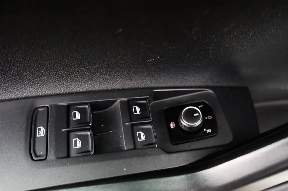 Volkswagen Polo 1.6 TDI R-line, Car play, ACC, Stoelverwarmi uit 2019, foto 19