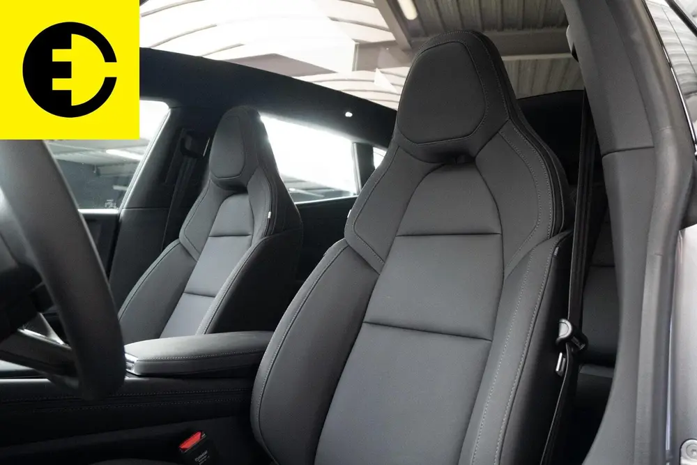 Polestar 4 Long Range Single motor 100 kWh uit 2024, foto 5