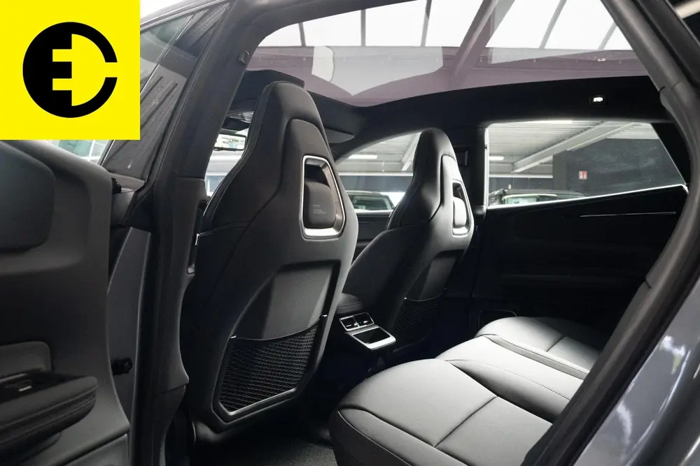 Polestar 4 Long Range Single motor 100 kWh uit 2024, foto 6