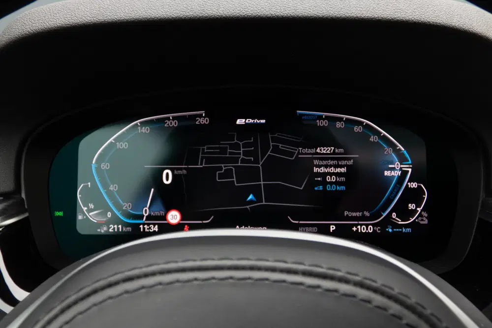 BMW 5-serie 530e Business Edition Plus M-PERFORMANCE uit 2021, foto 11