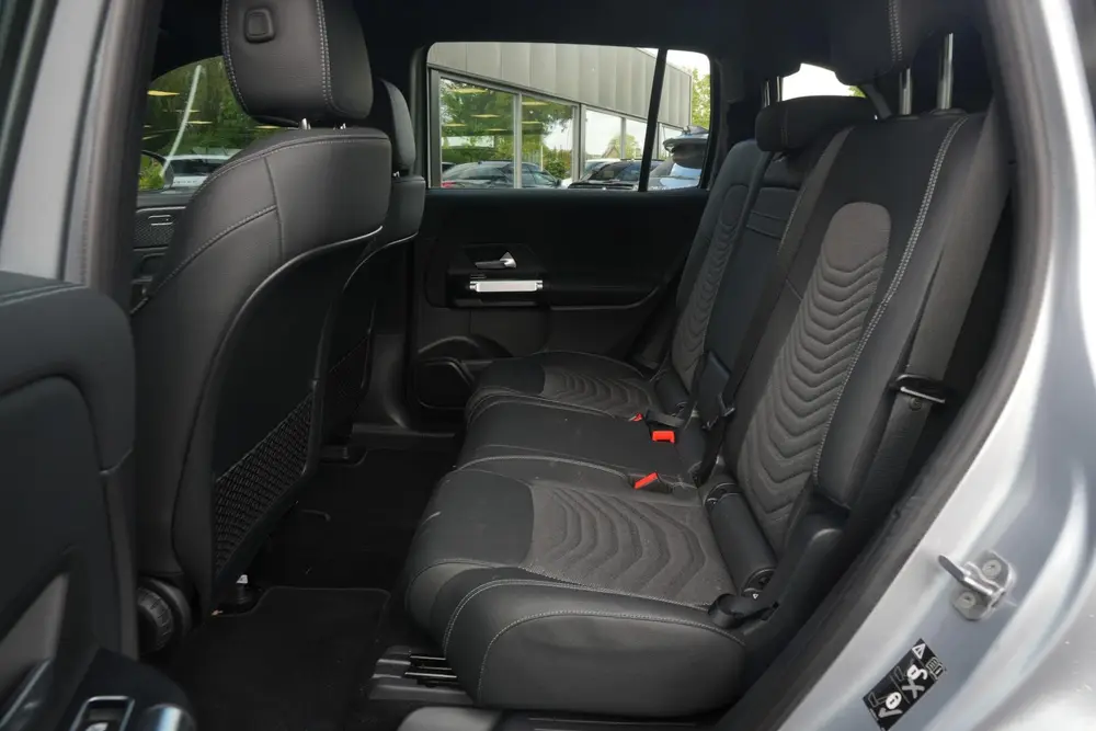 Mercedes-Benz EQB 250+ Business Solution 71 kWh uit 2025, foto 6