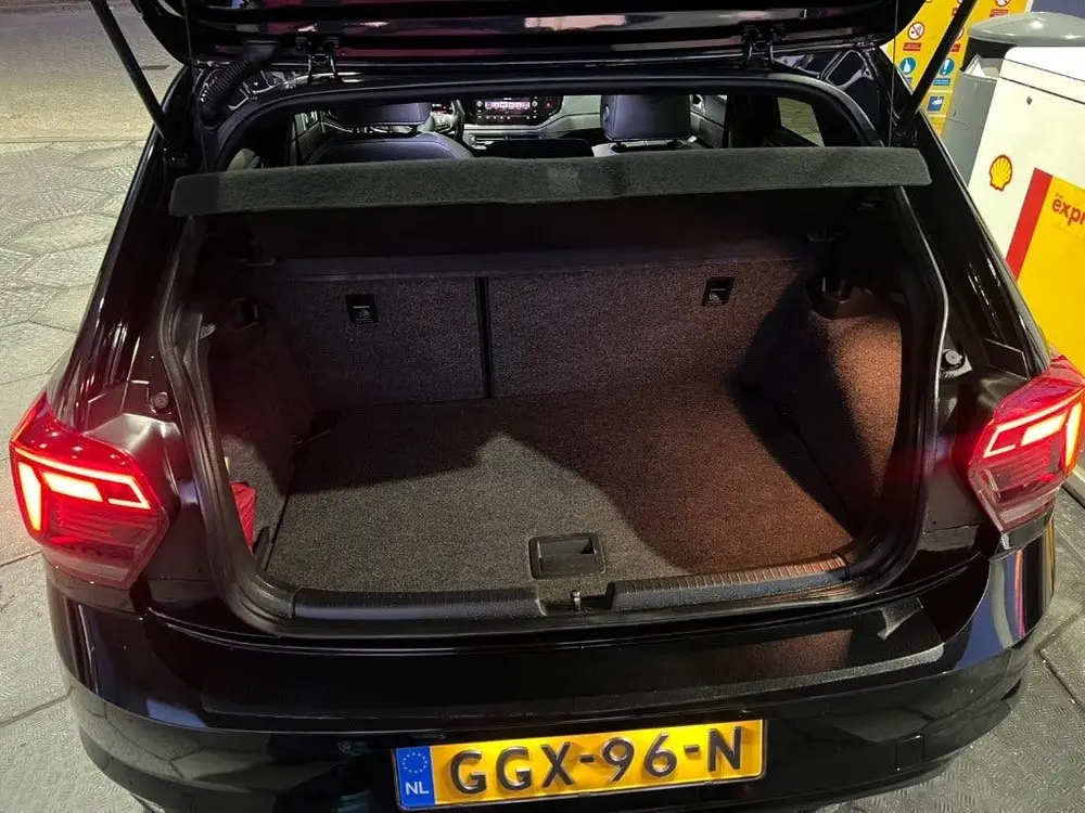 Volkswagen Polo 2.0 TSI 200pk 6-DSG 2020 Zwart uit 2020, foto 10