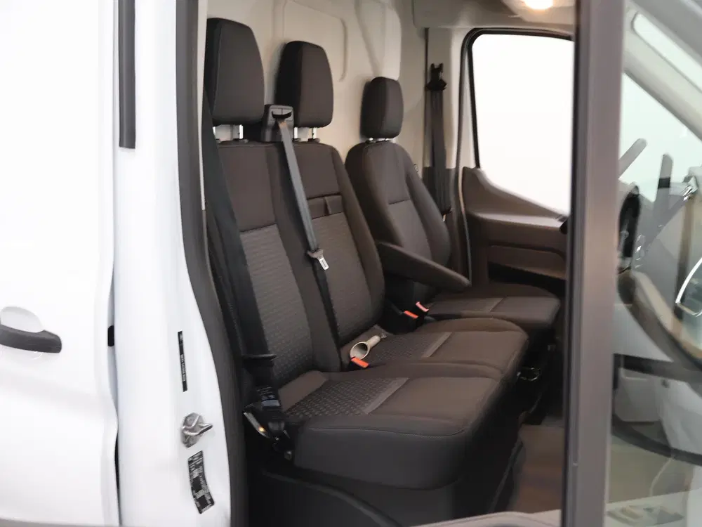 Ford Transit 350 uit 2024, foto 10