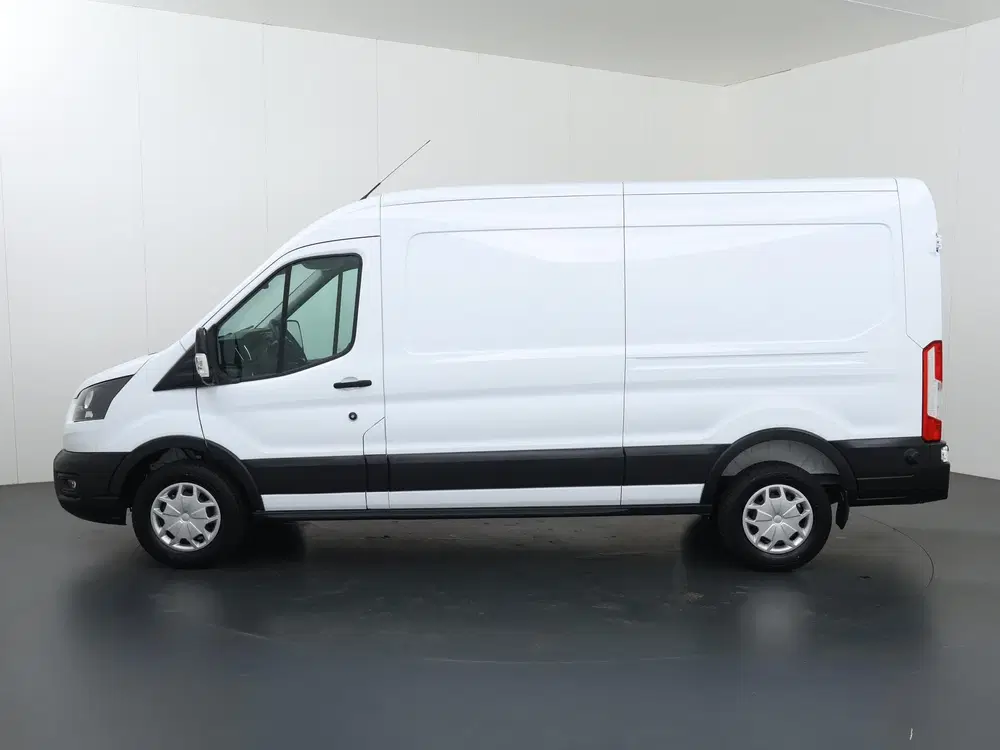 Ford Transit 350 uit 2024, foto 5