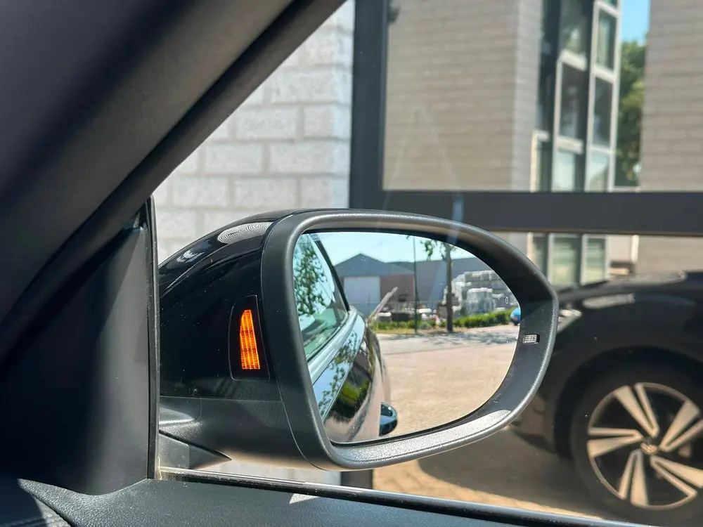 Volkswagen T-Roc Cabrio 1.5 TSI R-Line Facelift |Trekhaak |A uit 2022, foto 15
