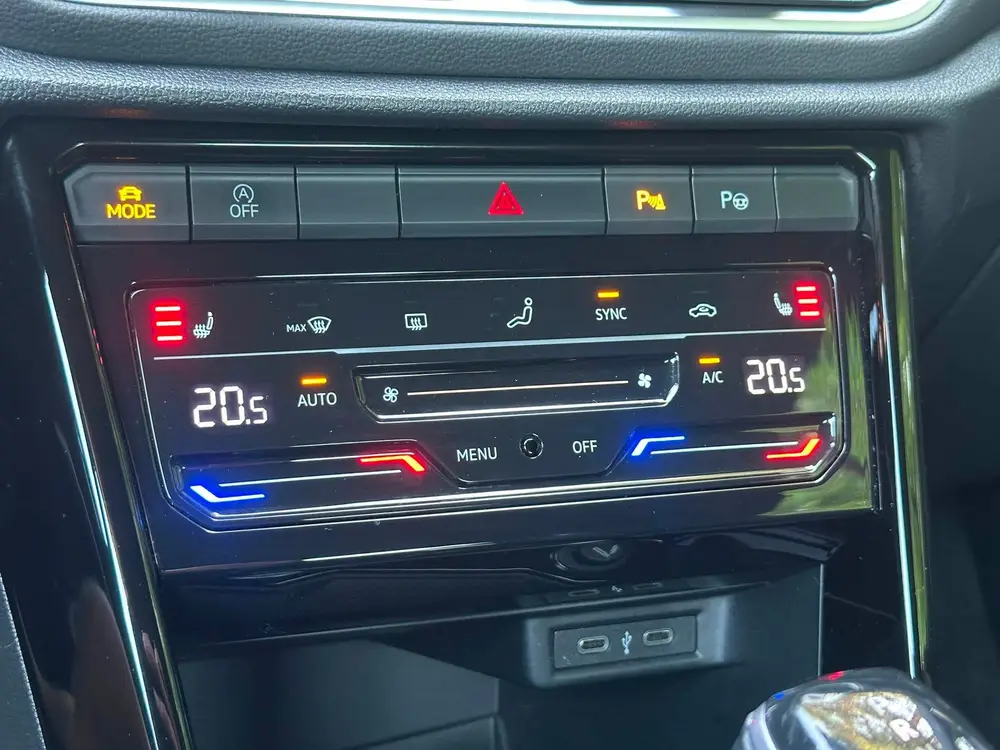 Volkswagen T-Roc Cabrio 1.5 TSI R-Line Facelift |Trekhaak |A uit 2022, foto 16