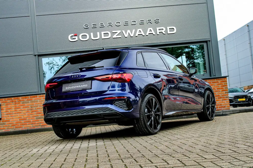 Audi A3 45 TFSI e S edition Competition uit 2022, foto 19
