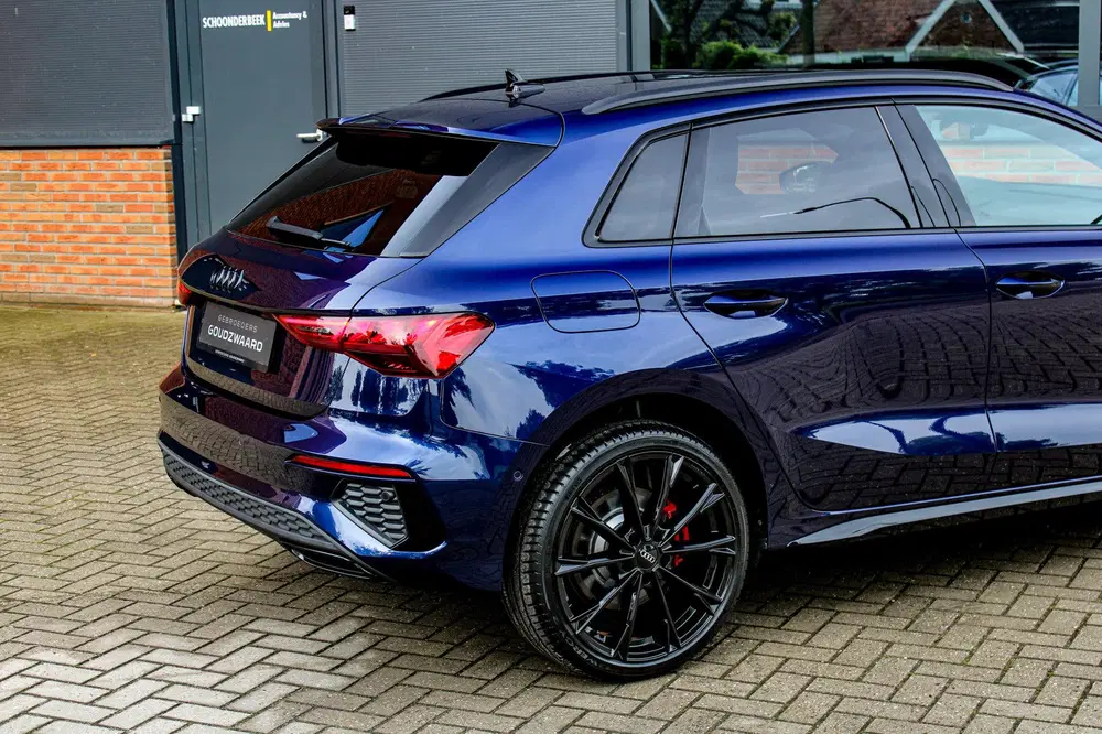 Audi A3 45 TFSI e S edition Competition uit 2022, foto 20
