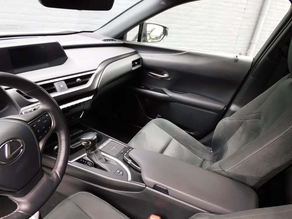 Lexus UX 250h Business Line TOPSTAAT! DEALER ONDERHOUDEN! CA uit 2020, foto 8