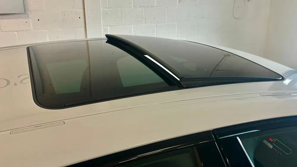 BMW 1-serie 118i Luxury Line 140pk Automaat uit 2020, foto 16