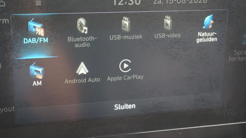 Hyundai IONIQ 1.6 GDi Hybrid Premium Plus uit 2020, foto 16