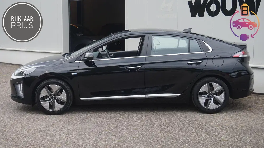 Hyundai IONIQ 1.6 GDi Hybrid Premium Plus uit 2020, foto 3