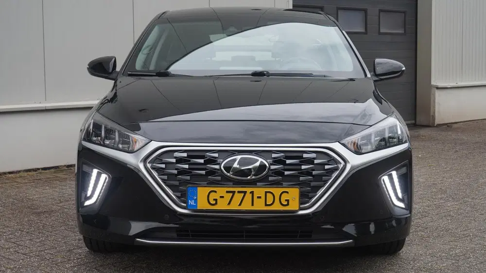 Hyundai IONIQ 1.6 GDi Hybrid Premium Plus uit 2020, foto 5