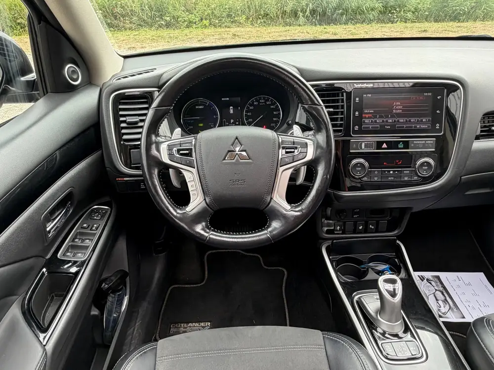 Mitsubishi Outlander 2.4 PHEV Intense Plus - Black Pearl - S uit 2019, foto 16