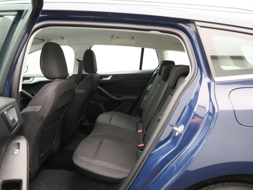 Ford Focus 1.0 EcoBoost Trend Edition Business uit 2021, foto 10