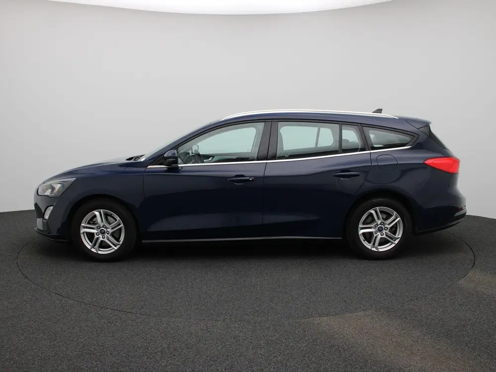 Ford Focus 1.0 EcoBoost Trend Edition Business uit 2021, foto 4