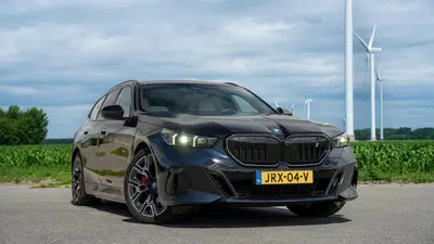 BMW i5 i5 Touring eDrive40 84 kWh uit 2024