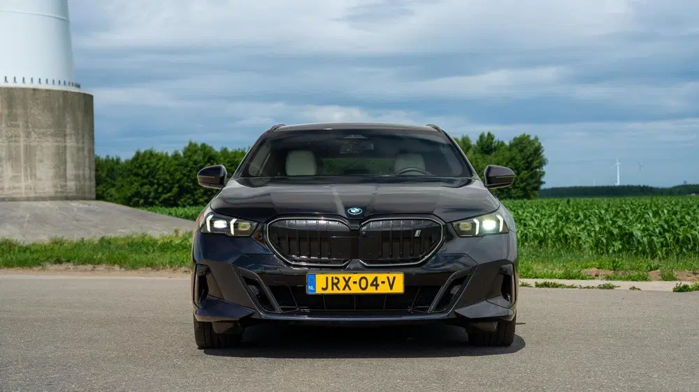 BMW i5 i5 Touring eDrive40 84 kWh uit 2024, foto 2