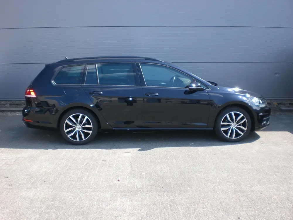 Volkswagen Golf Variant 1.0 TSI Highline 115pk Automaat (DSG uit 2019, foto 10
