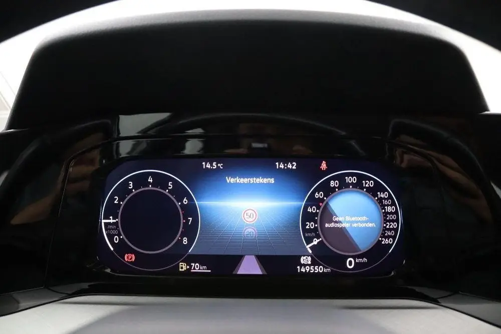 Volkswagen Golf 1.0 TSI Life Trekhaak uit 2023, foto 14