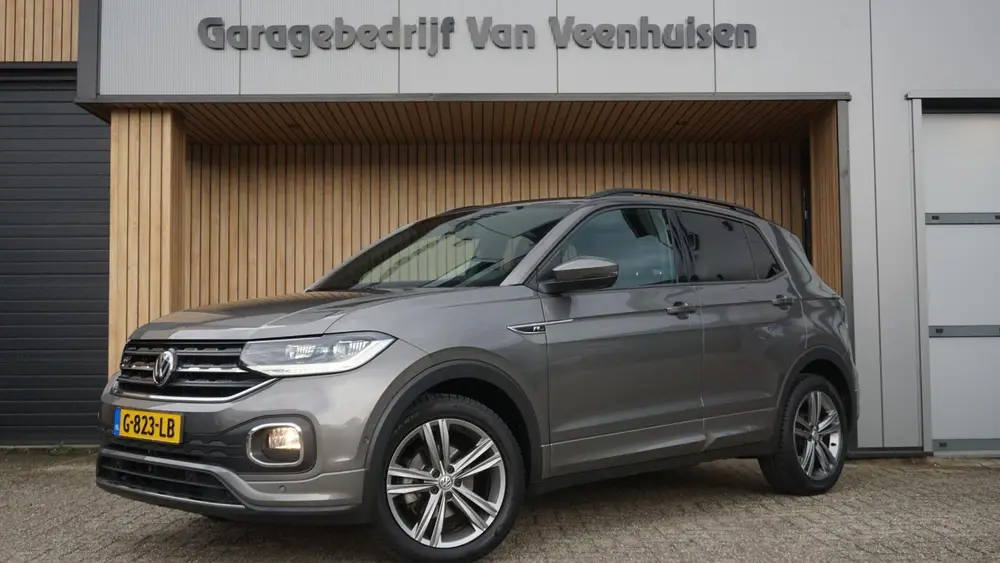 Volkswagen T-Cross 1.0 TSI 115pk 2x R-line Virtual Cockpit L uit 2019