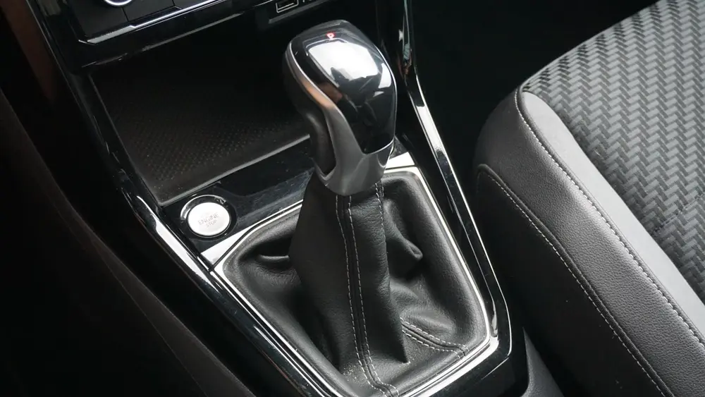 Volkswagen T-Cross 1.0 TSI 115pk 2x R-line Virtual Cockpit L uit 2019, foto 18