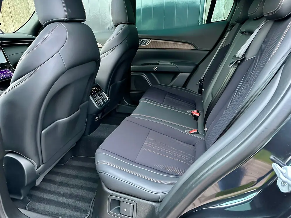 Maserati Grecale AWD Folgore 105kWh 557 PK | Panoramadak, 36 uit 2025, foto 14