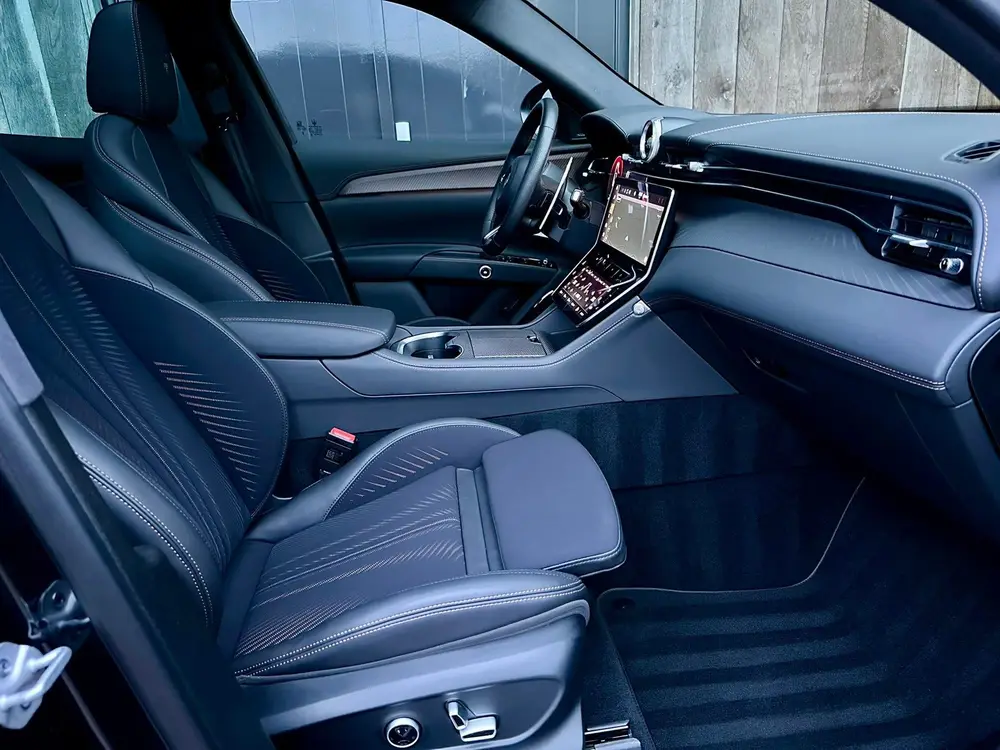 Maserati Grecale AWD Folgore 105kWh 557 PK | Panoramadak, 36 uit 2025, foto 19