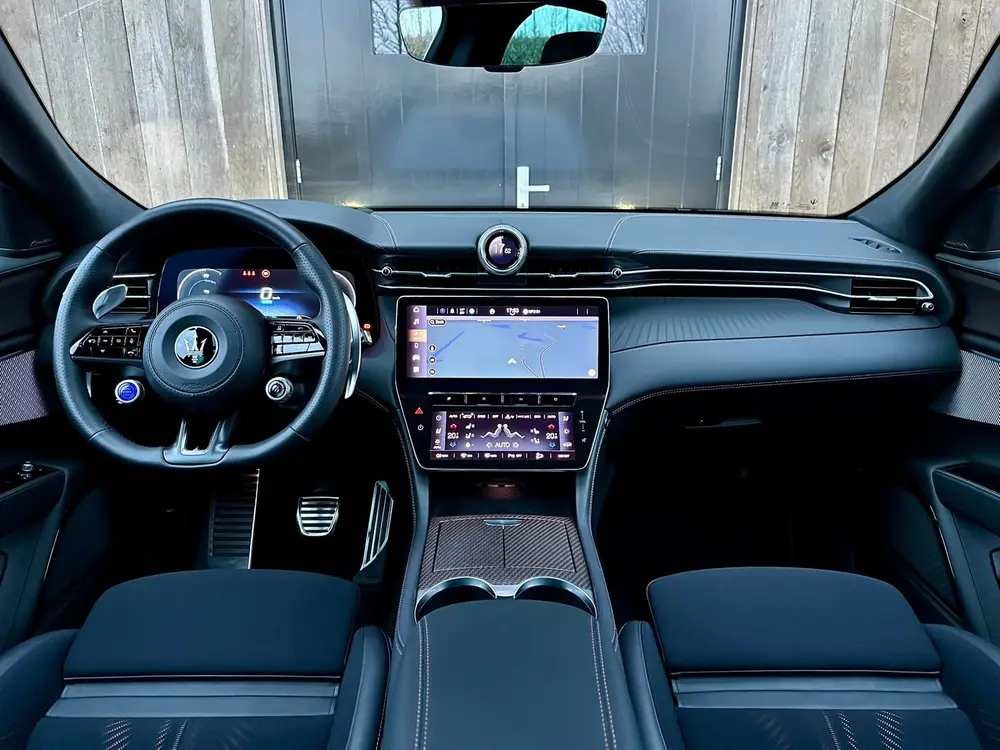 Maserati Grecale AWD Folgore 105kWh 557 PK | Panoramadak, 36 uit 2025, foto 2