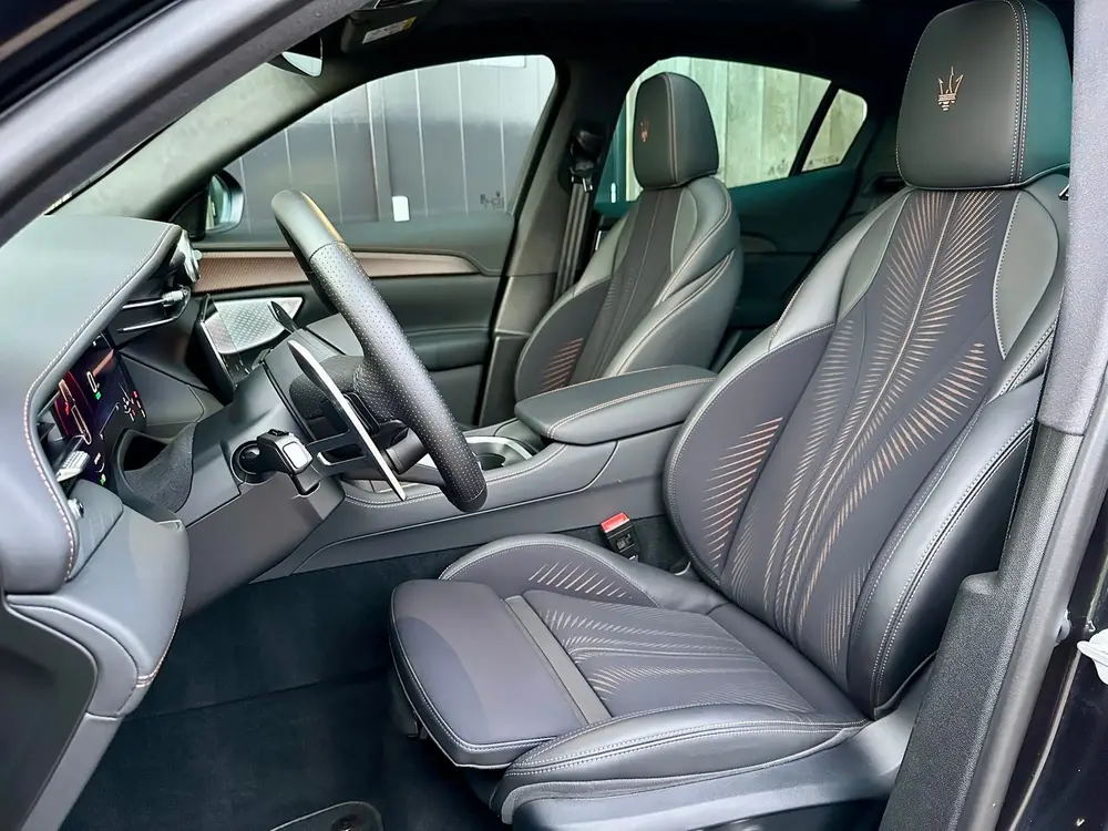 Maserati Grecale AWD Folgore 105kWh 557 PK | Panoramadak, 36 uit 2025, foto 8