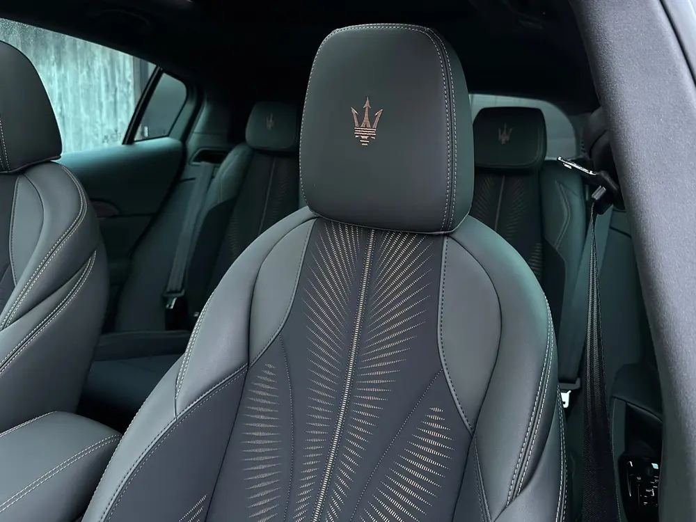 Maserati Grecale AWD Folgore 105kWh 557 PK | Panoramadak, 36 uit 2025, foto 9