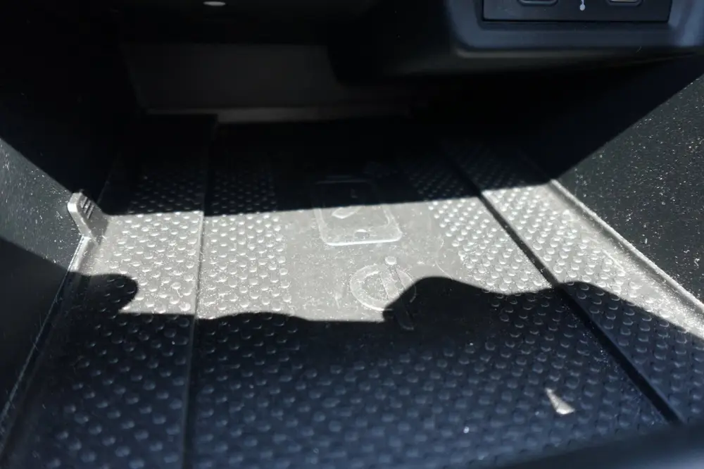 Volkswagen Taigo 1.5 TSI R-Line PANO CAM CARPLAY' uit 2022, foto 19