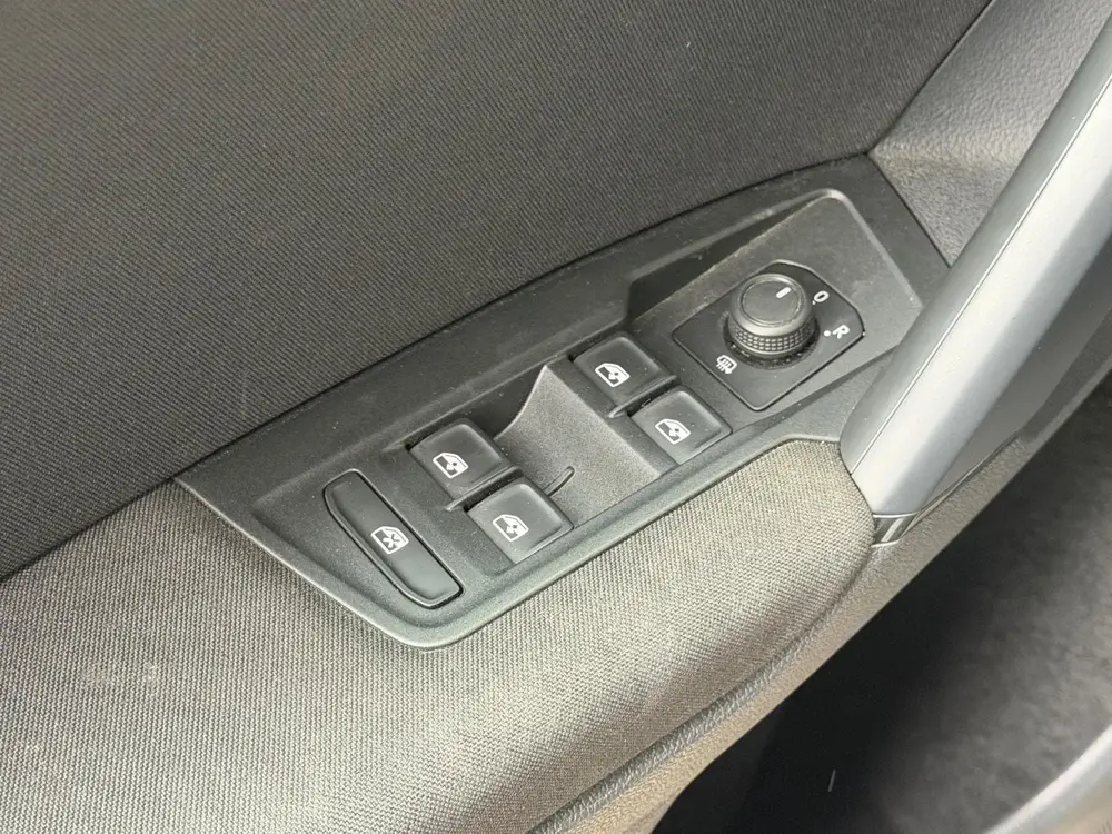 Volkswagen Tiguan 1.4 TSI eHybrid Life / Trekhaak / DH / uit 2022, foto 18