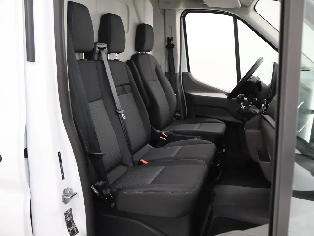 Ford Transit 350 uit 2024, foto 10