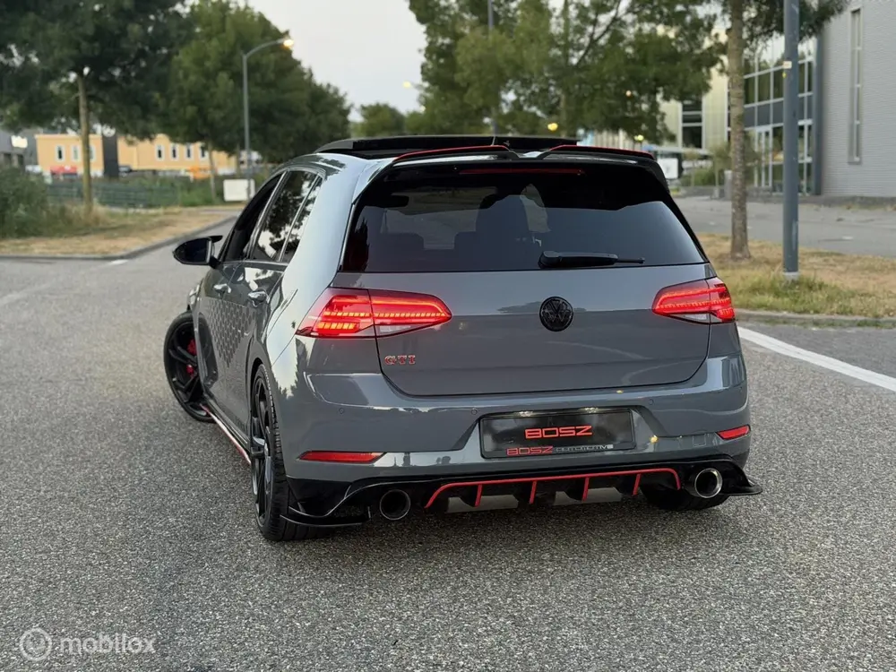 Volkswagen Golf 7.5 2.0 TSI GTI TCR DSG PANO NARDO DCC BULLX uit 2019, foto 4