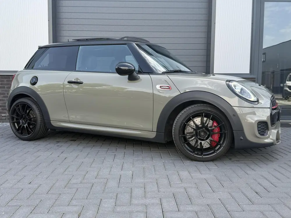 Mini John Cooper Works 2.0 John Cooper Works HK uit 2019, foto 2