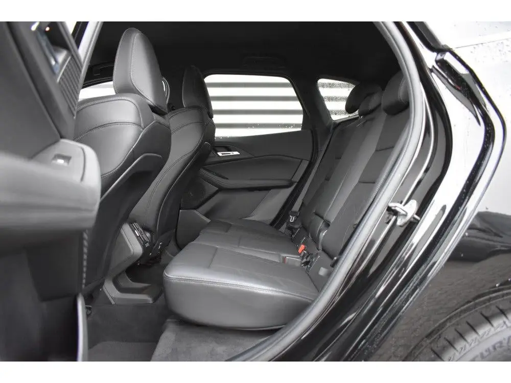 BMW 2-serie 2 Serie Active Tourer 223i xDrive LED uit 2024, foto 6