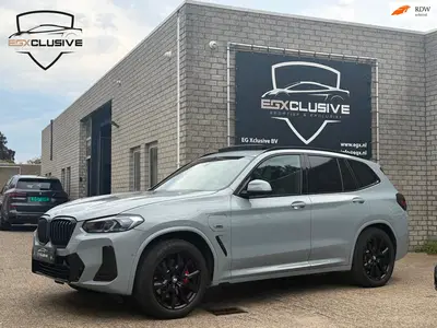 BMW X3 XDrive30e High Executive PANO uit 2022