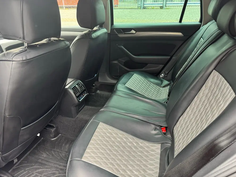 Volkswagen Passat VARIANT 2.0TDI 150 PK DSG-7 AUT 2020 Grijs uit 2020, foto 11