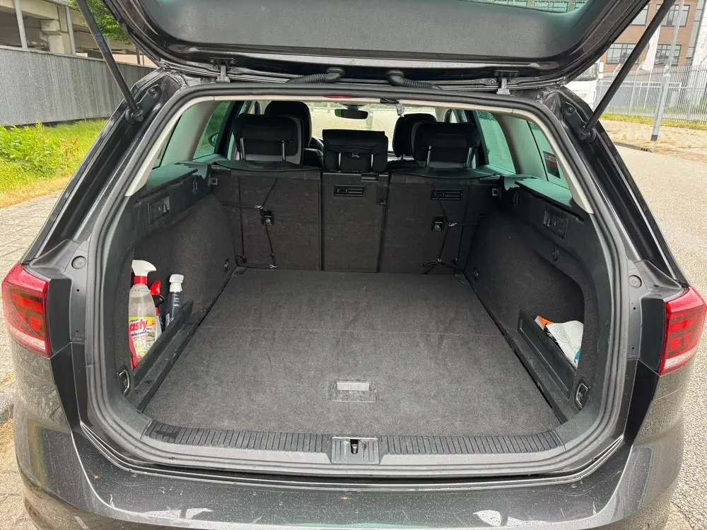 Volkswagen Passat VARIANT 2.0TDI 150 PK DSG-7 AUT 2020 Grijs uit 2020, foto 12