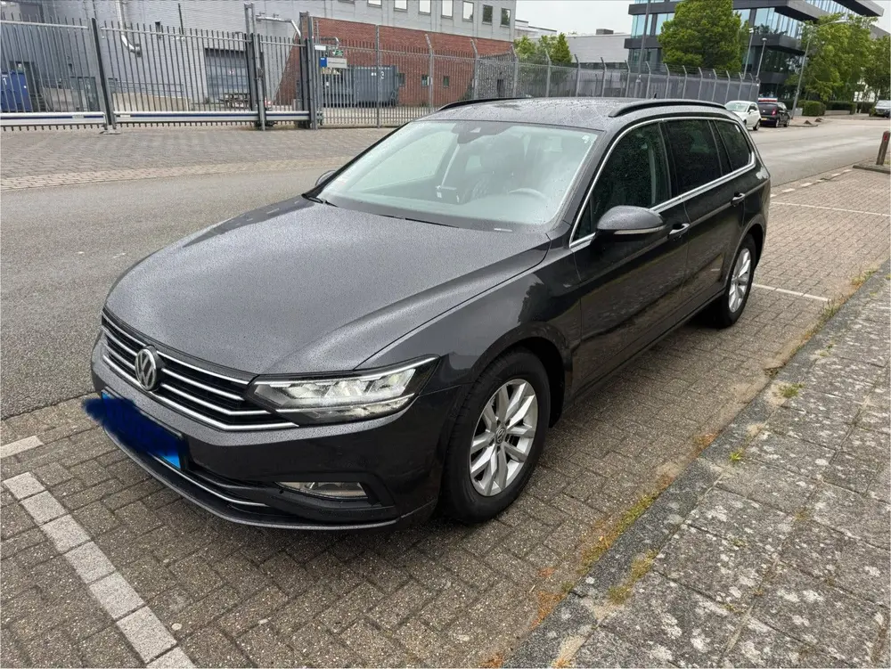 Volkswagen Passat VARIANT 2.0TDI 150 PK DSG-7 AUT 2020 Grijs uit 2020, foto 3