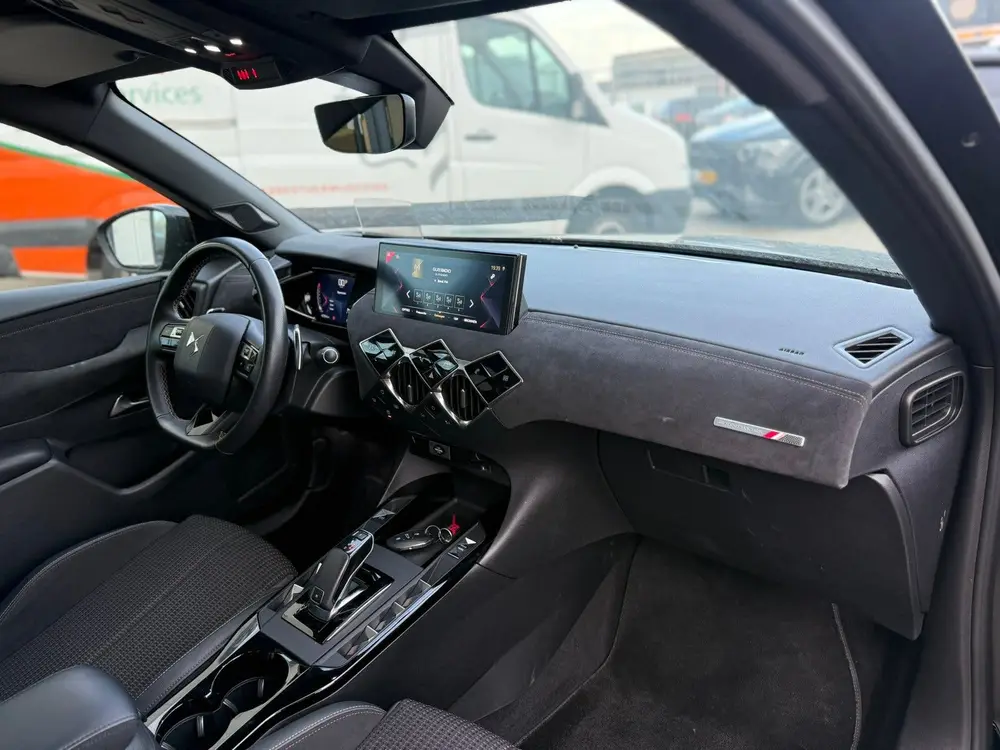DS Automobiles 3 Crossback DS 3 Performance Line 1.2 Puretech 131pk Aut 2021 Zwart uit 2021, foto 11