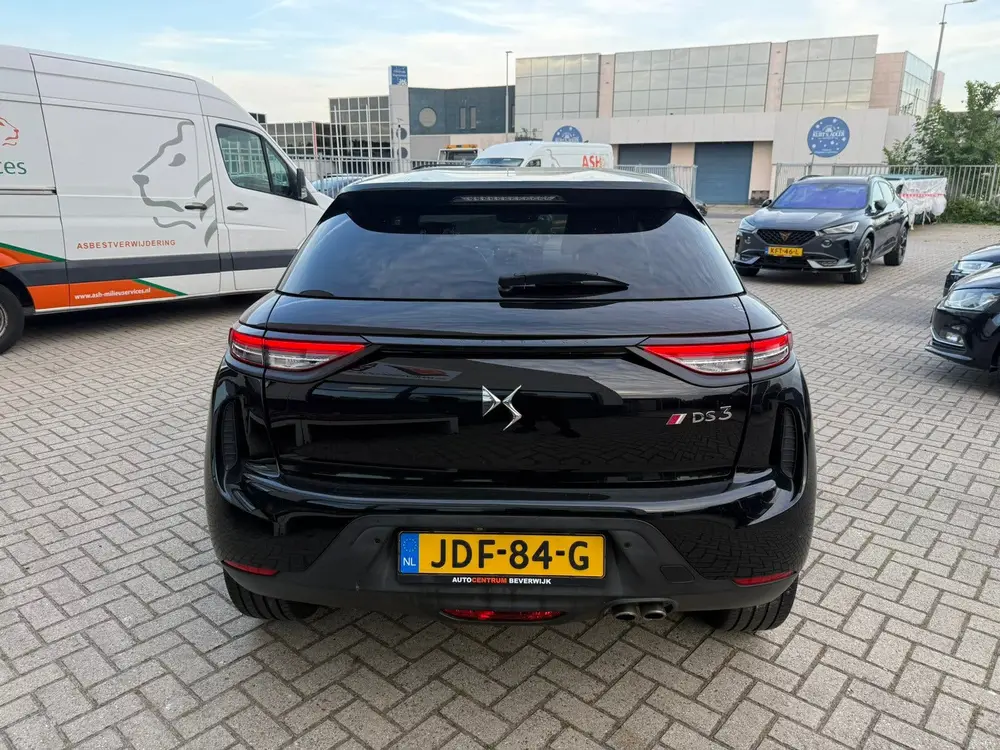 DS Automobiles 3 Crossback DS 3 Performance Line 1.2 Puretech 131pk Aut 2021 Zwart uit 2021, foto 6