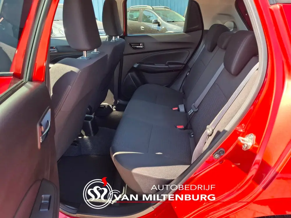 Suzuki Swift 1.2 Stijl Automaat Clima Cruise Navi Camer uit 2020, foto 6