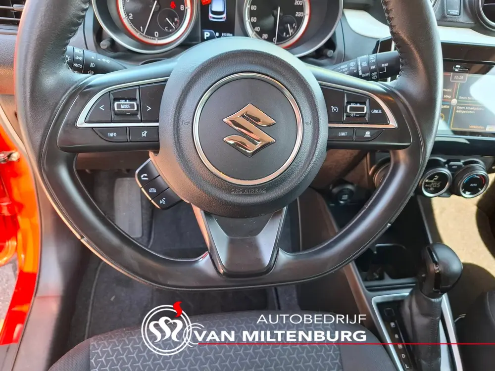 Suzuki Swift 1.2 Stijl Automaat Clima Cruise Navi Camer uit 2020, foto 8
