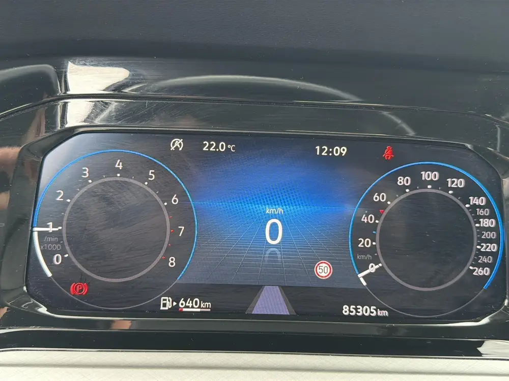 Volkswagen Golf 1.0 TSI Life uit 2022, foto 13