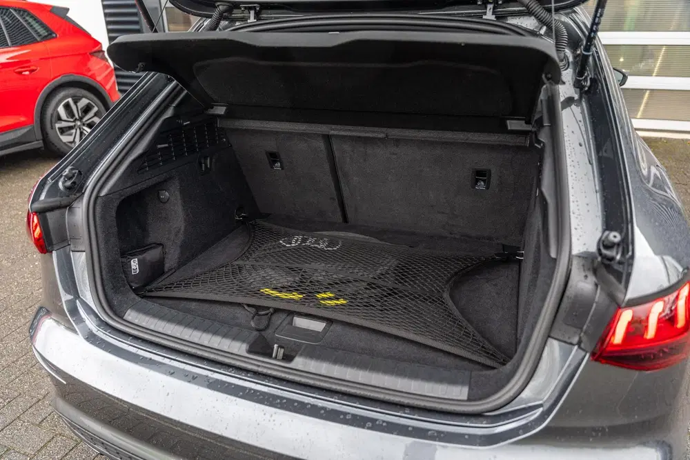 Audi A3 45 TFSIe 245pk PHEV S Edition Competition uit 2023, foto 19
