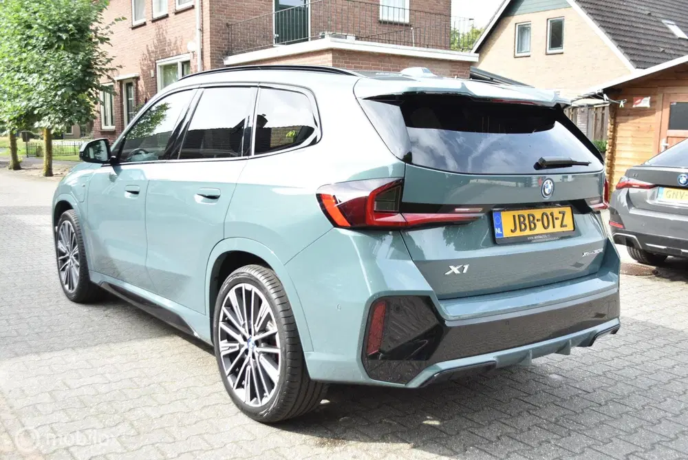 BMW X1 X1 M Sport 30e X Drive Aut Voll 20 Inch 35 uit 2024, foto 3